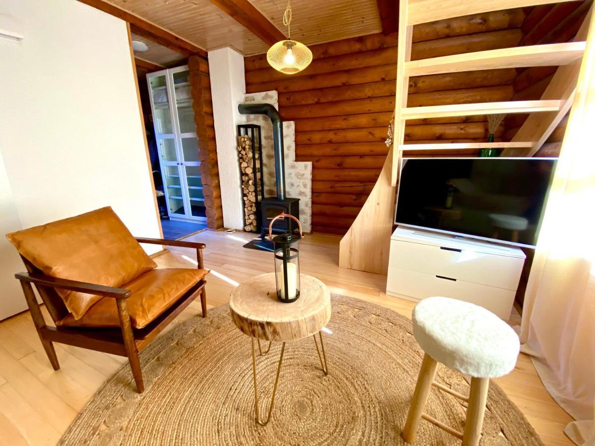 Pine Lodge Hlevci Luaran gambar